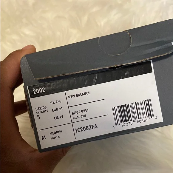 Toddler’s New Balance Sneakers - Picture 5 of 5